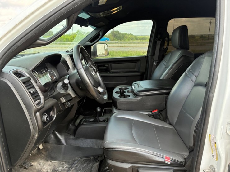 2022-dodge-2500-image-5