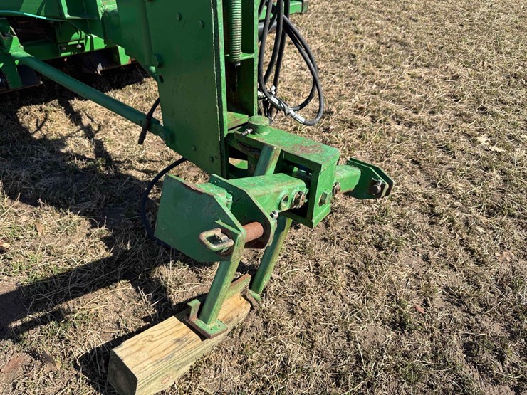 john-deere-750-image-8