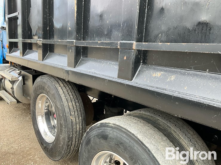 2003-mack-granite-cv713-image-15