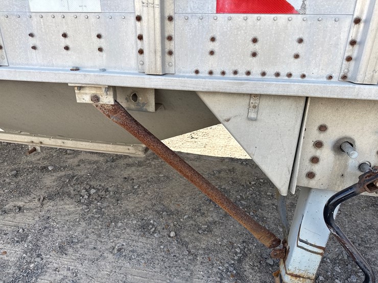 1995-cornhusker-hopper-bottom-image-30