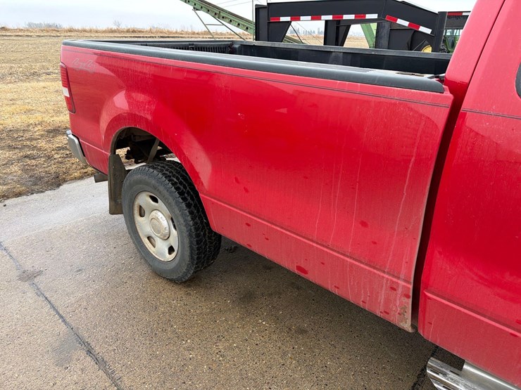 2005-ford-f150-image-17