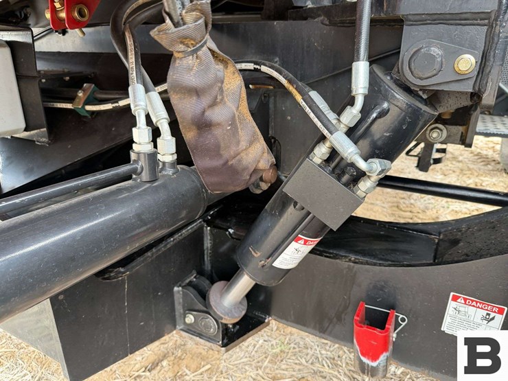 2020-case-ih-8250-image-20