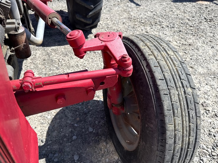 massey-ferguson-230-image-21