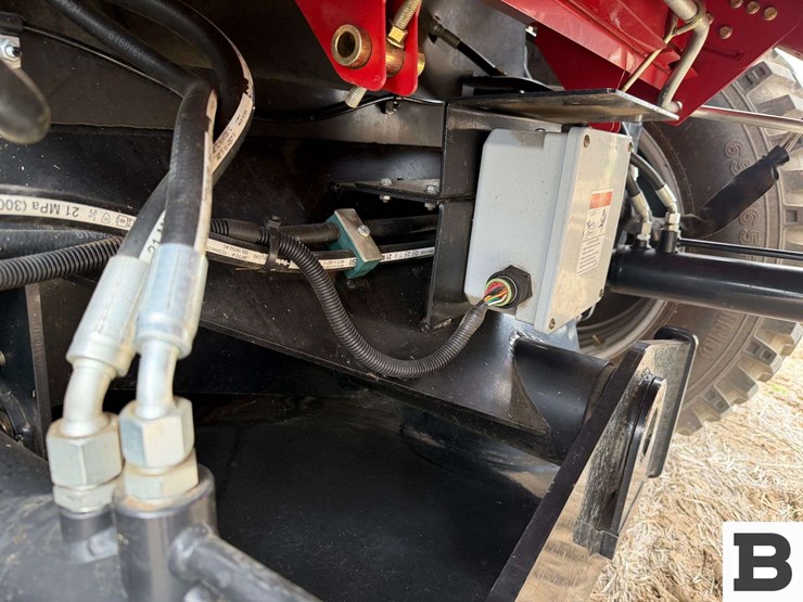 2020-case-ih-8250-image-101