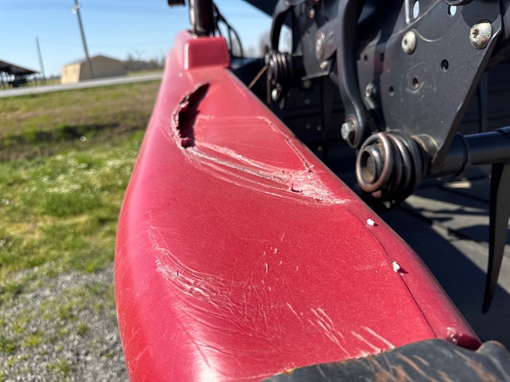 2013-case-ih-2152-image-21