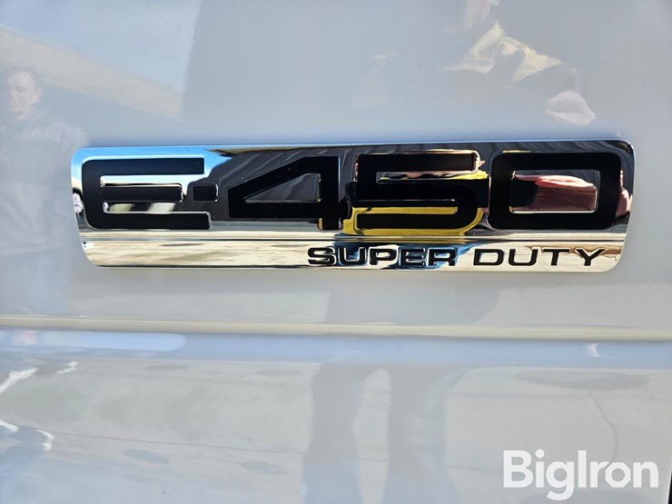 2016-ford-e450-image-16