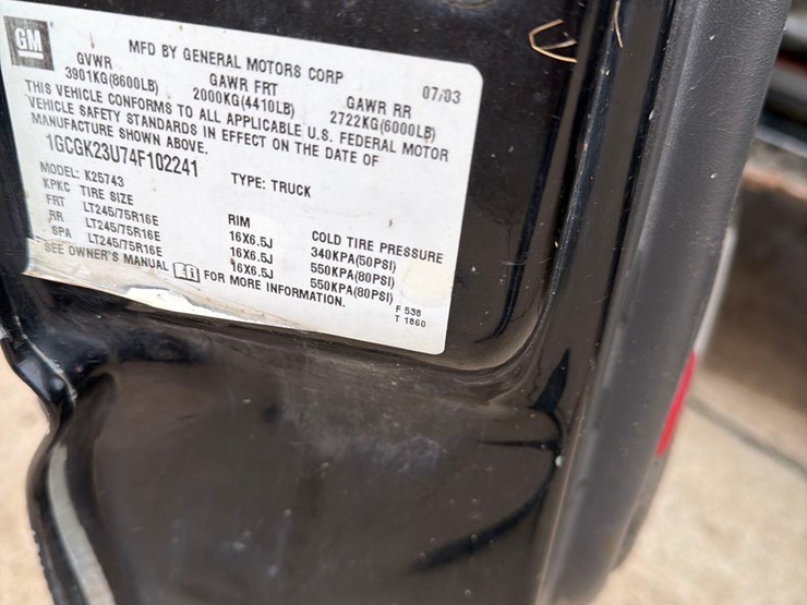 2004-chevrolet-2500-image-29