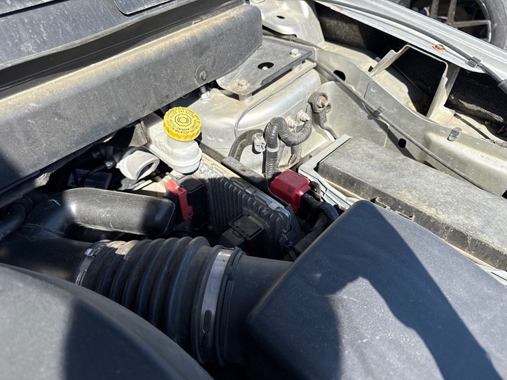 2013-dodge-journey-image-40