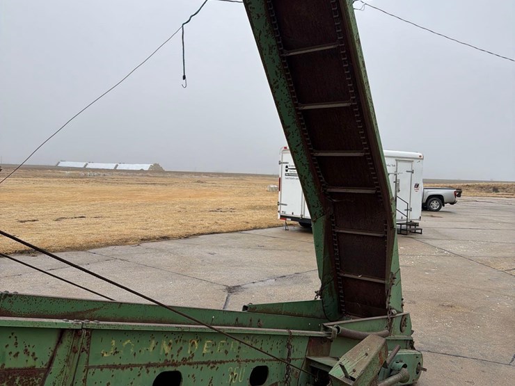 john-deere-350-image-6