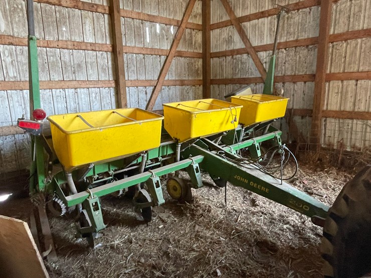 john-deere-7200-image-2