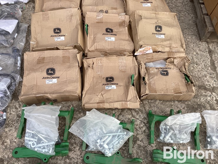 john-deere-1775-image-15