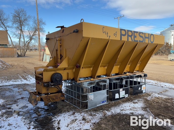 monroe-south-dakota-v-box-spreader/sander-image-5