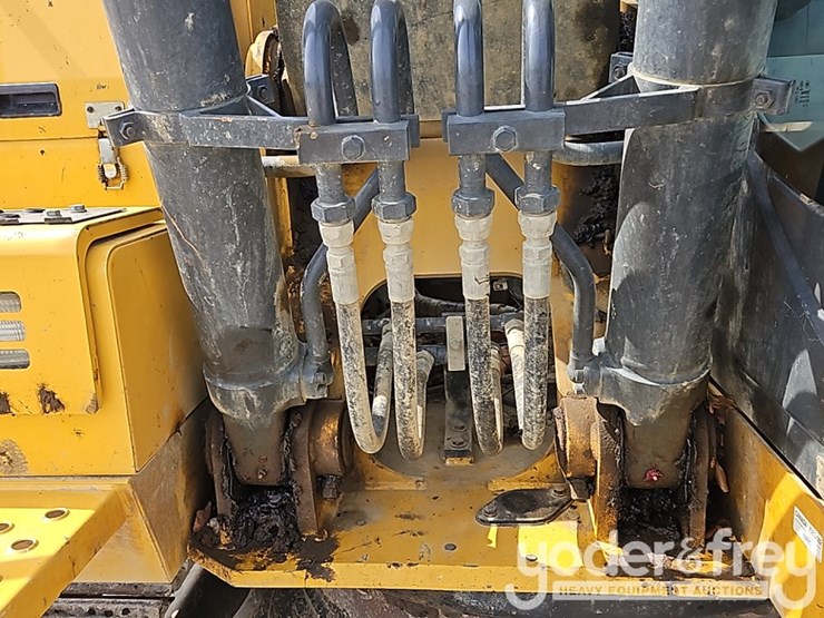 deere-160g-lc-image-15