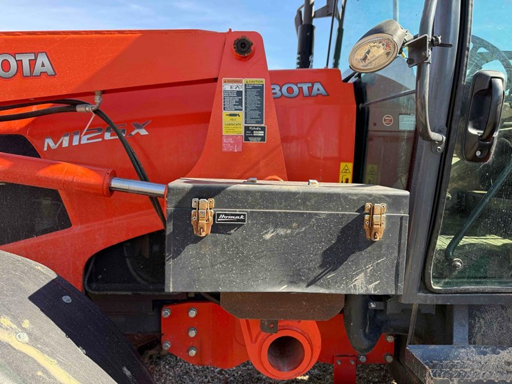 kubota-m126x-image-19