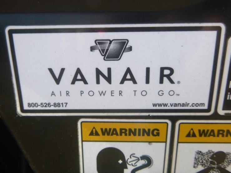 2013-ford-f650-image-16