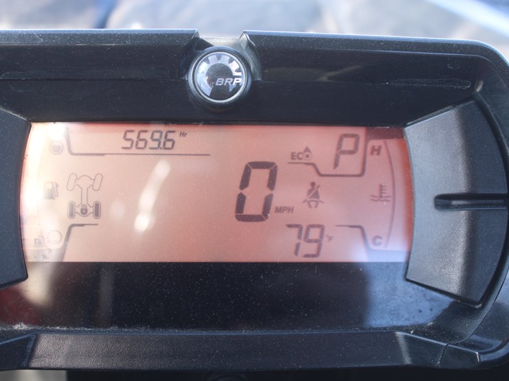 #1079-•-2022-can-am-commander-1000-with-cab-image-61