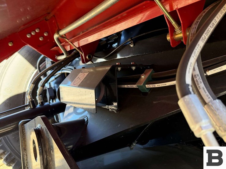 2025-case-ih-8260-image-17