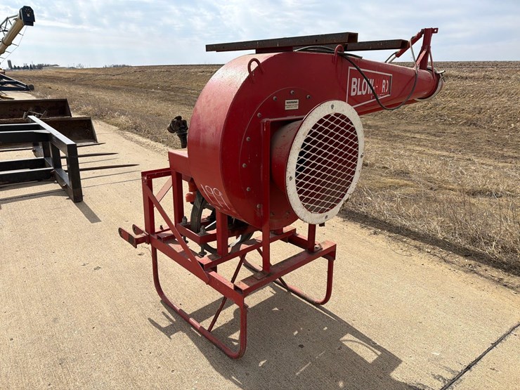 blow-hard-3pt-bunk-blower-image-19