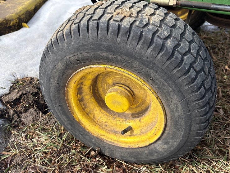 john-deere-345-image-9