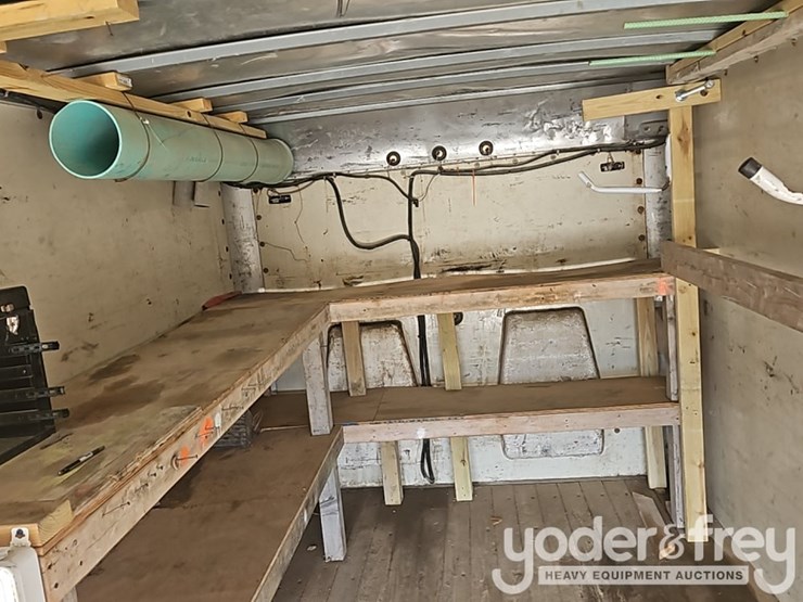 2002-ford-e450-image-7