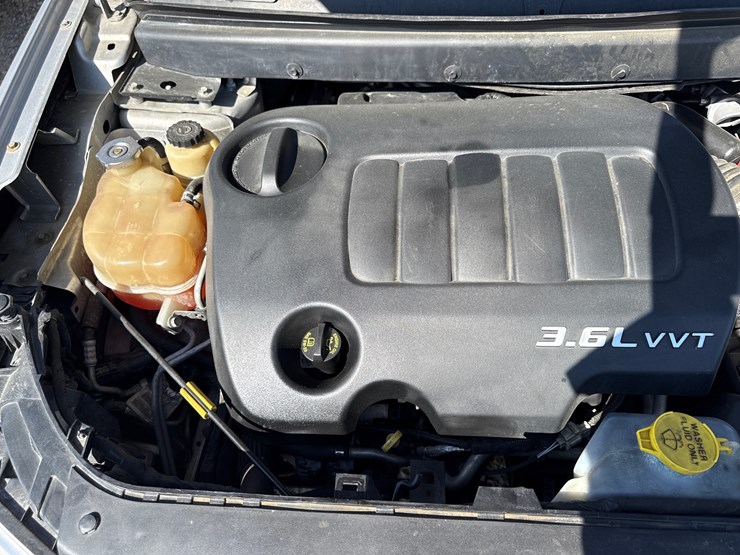 2013-dodge-journey-image-37