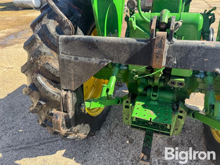 john-deere-3020-image-10