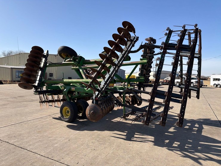 john-deere-630-image-5