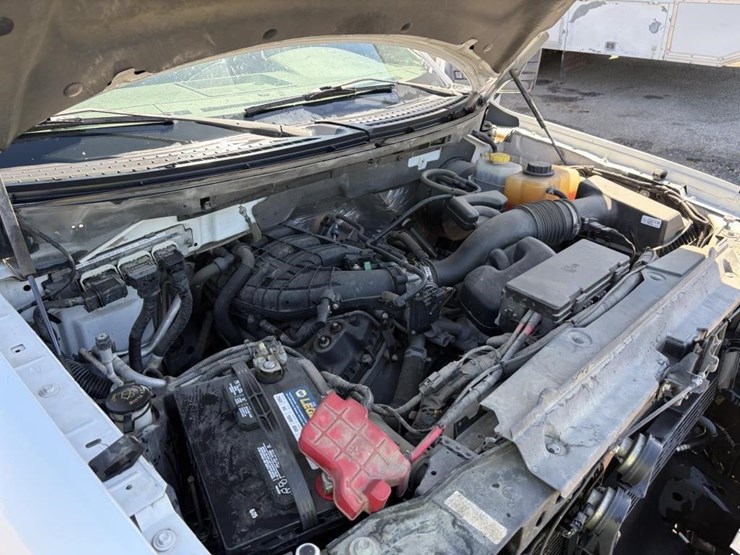 2014-ford-f150-xl-image-7