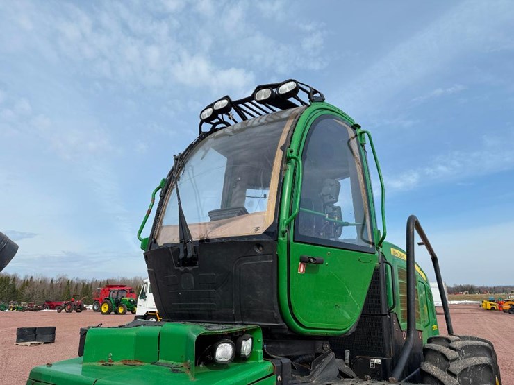 deere-1270e-image-26