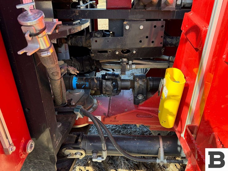 2024-case-ih-5250-image-43