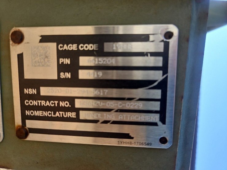 40"-hyd-side-shift-forks-image-7