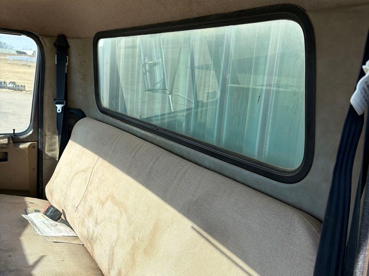 1990-international-4900-image-39