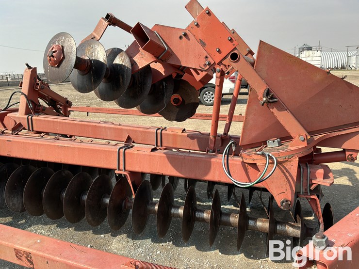 hesston-2410-image-20