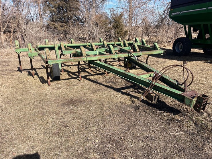 john-deere-1610-image-1