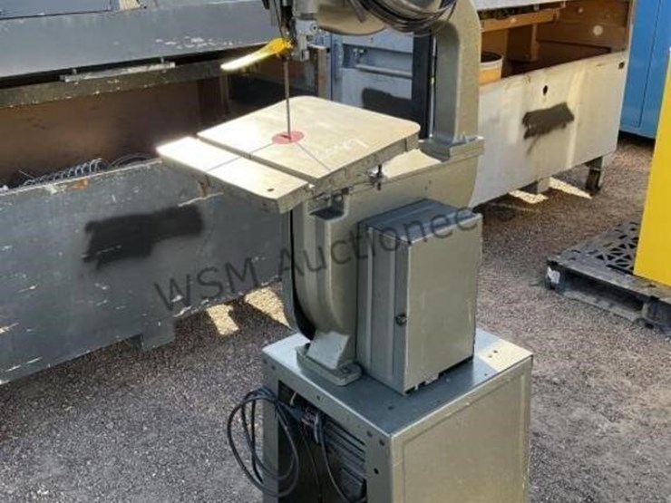 fm-bawb001a-wood-/-metal-band-saw-image-1