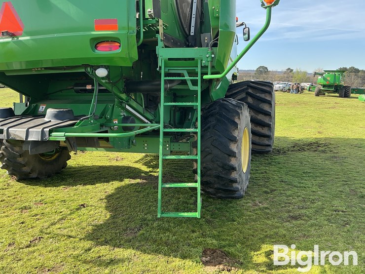 2013-john-deere-s670-image-13