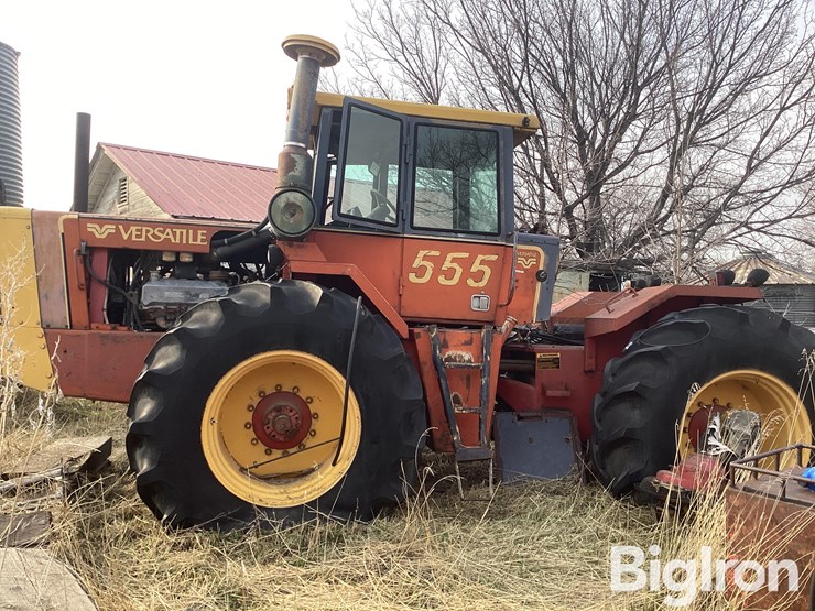 1982-versatile-555-image-8