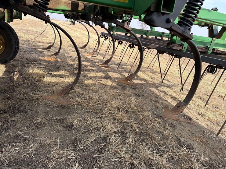 john-deere-726-image-32