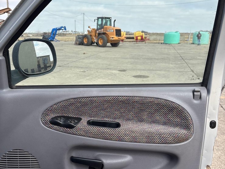 2001-dodge-ram-2500-image-43