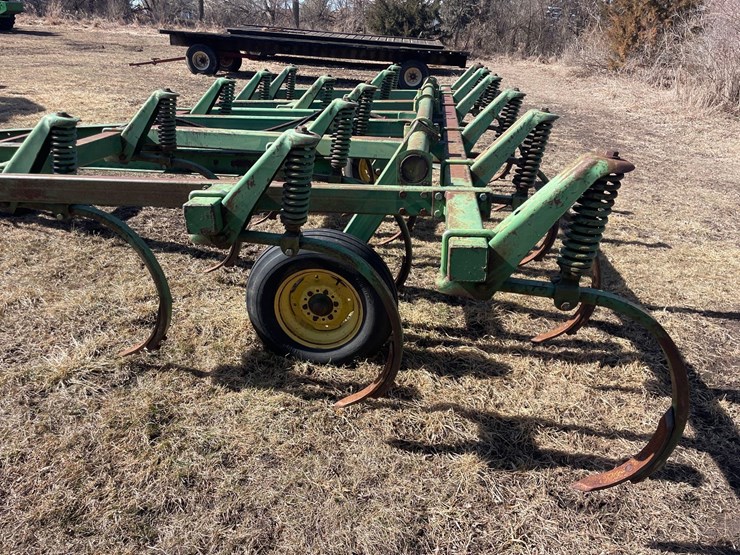 john-deere-1610-image-6