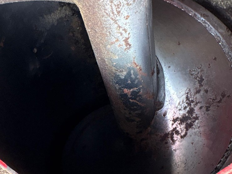 westfield-drive-over-pit-image-24