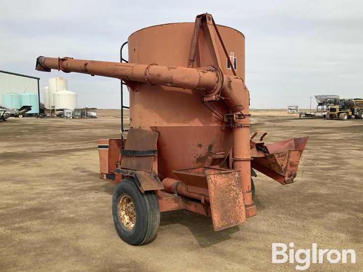 international-1250-image-7