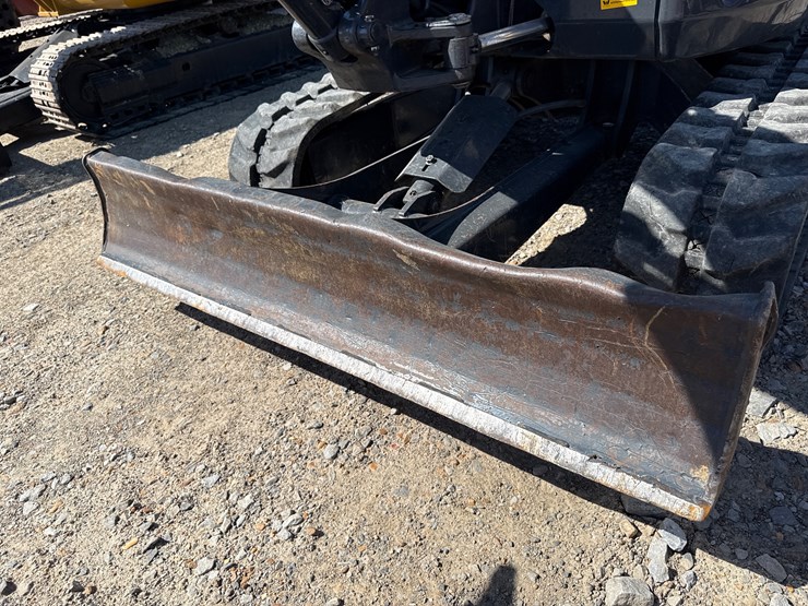 2017-bobcat-e26-image-13