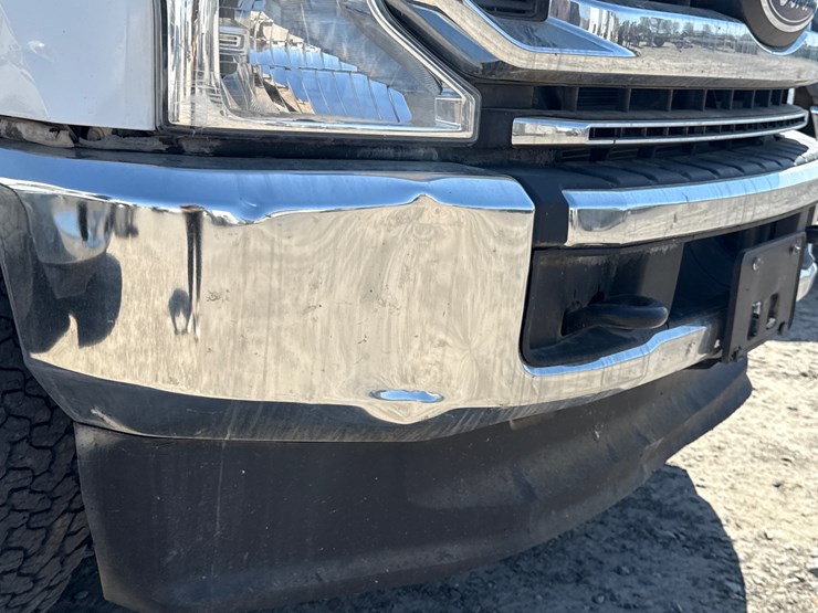 2022-ford-f250-image-16