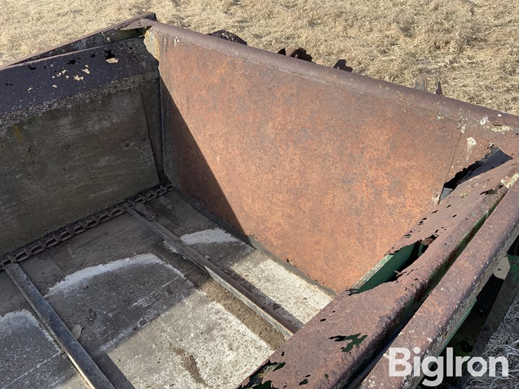 john-deere-350-image-12