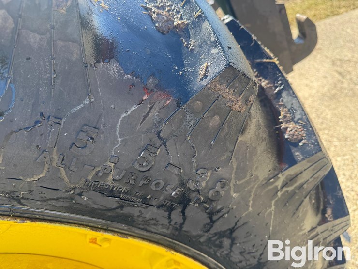 john-deere-3020-image-16