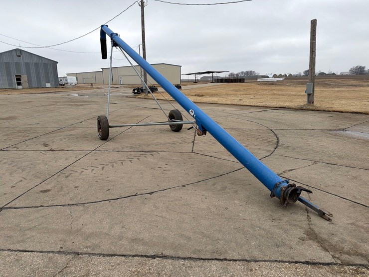 sac-8”-x-30ft-manure-load-stand-image-2