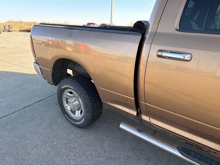 2011-dodge-ram-2500-image-16