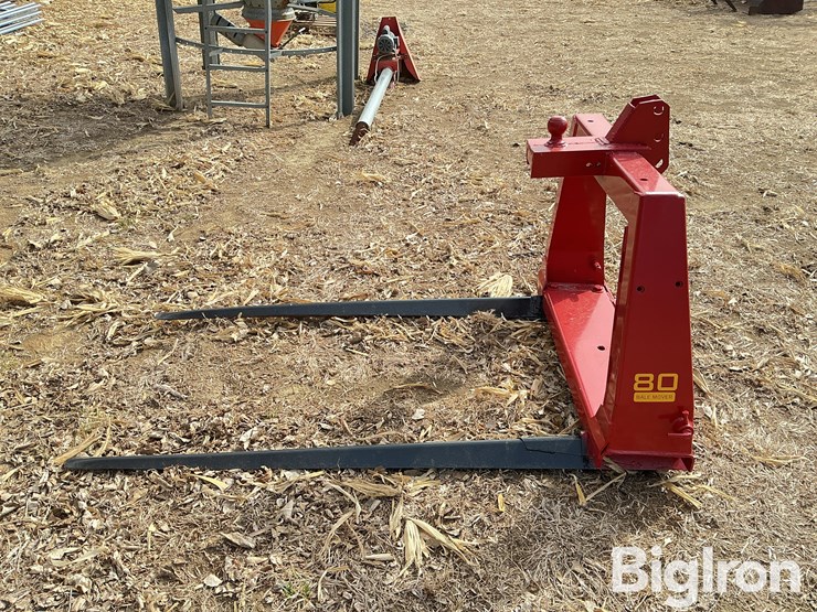 new-holland-80-image-8