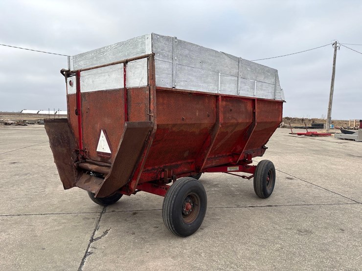 roorda-rear-unload-12ft-silage-wagon-image-3